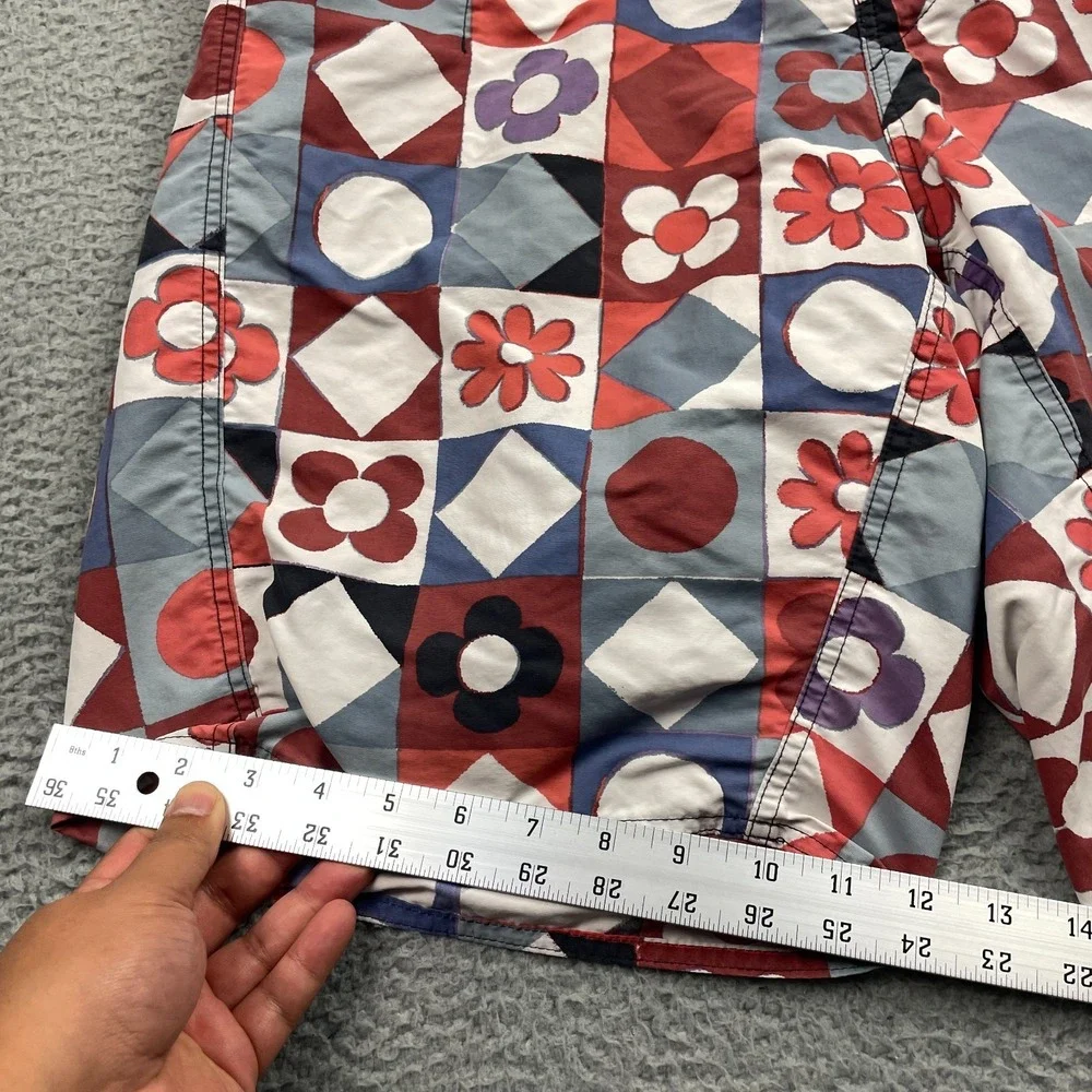 Patagonia Men's Wavefarer Board Shorts Trunks Size 34 Waist Retro Floral Y2K